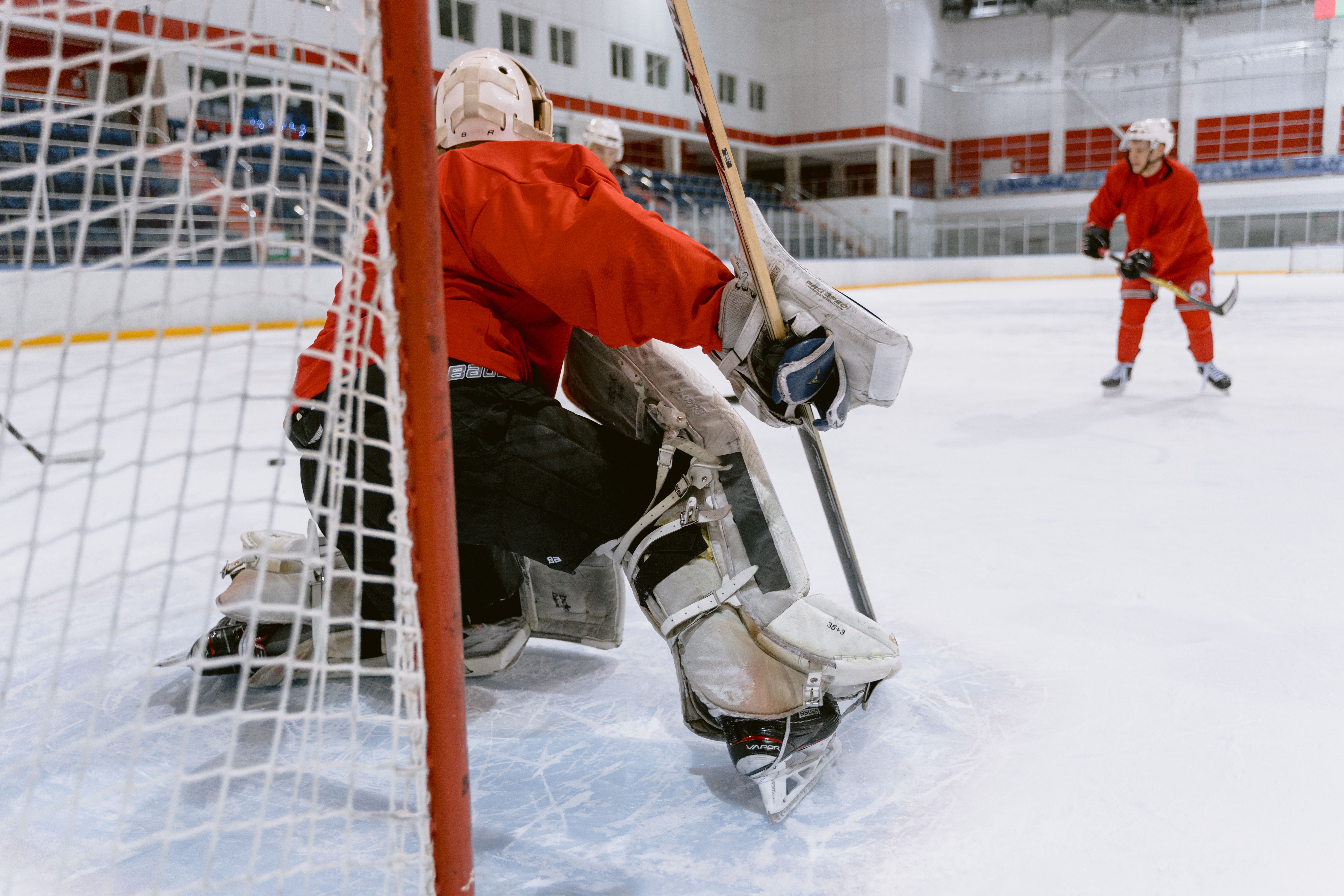 NHL trade deadline hockey players on ice